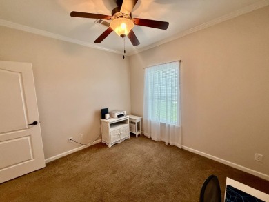 Located in Water Oak Country Club Estates in Lady Lake Florida on Water Oak Country Club Estates in Florida - for sale on GolfHomes.com, golf home, golf lot
