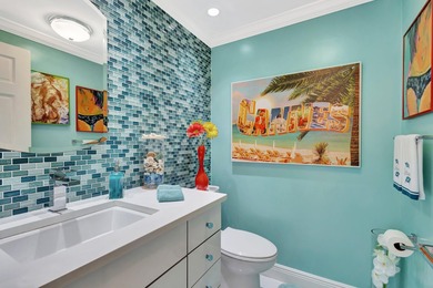 PENTHOUSE WITH VIEW GOLF AND CITY IN A PRIVATE GOLF COMMUNITY on Bear Lakes Country Club in Florida - for sale on GolfHomes.com, golf home, golf lot