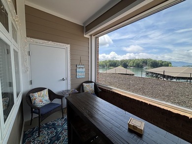 This fully furnished 2-bedroom, 2-bath condo offers a turn-key on Mariners Landing Golf and Country Club in Virginia - for sale on GolfHomes.com, golf home, golf lot