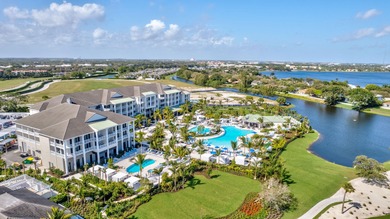 PENTHOUSE WITH VIEW GOLF AND CITY IN A PRIVATE GOLF COMMUNITY on Bear Lakes Country Club in Florida - for sale on GolfHomes.com, golf home, golf lot