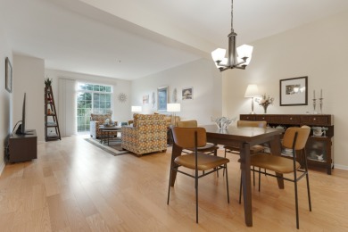 Gorgeous fully updated 3-bedroom Merlot ranch in the prestigious on Fox Run Golf Links in Illinois - for sale on GolfHomes.com, golf home, golf lot