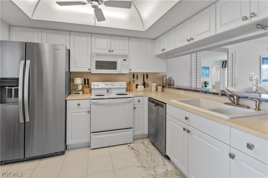 Beautiful Lake & Golf Course Views - Turnkey and Move-In Ready on Breckenridge Golf and Country Club in Florida - for sale on GolfHomes.com, golf home, golf lot