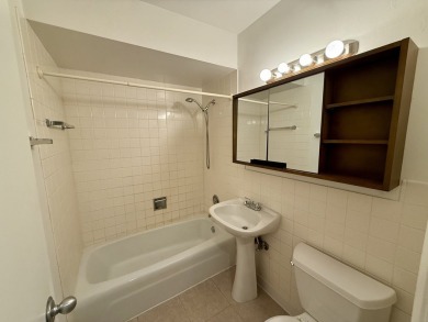 Perfect for first-time buyers, downsizers, or investors! This on Downers Grove Golf Club in Illinois - for sale on GolfHomes.com, golf home, golf lot