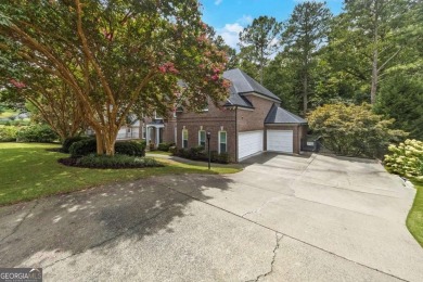 Stunning 5-Bedroom Home in Towne Lake Hills North - on Towne Lake Hills Golf Club in Georgia - for sale on GolfHomes.com, golf home, golf lot
