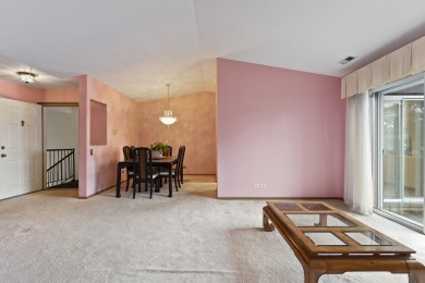 Welcome to this spacious and well-maintained 2nd floor condo in on Green Meadows Golf Club in Illinois - for sale on GolfHomes.com, golf home, golf lot