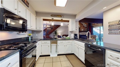 LAKE OF THE OZARKS | TOP-FLOOR CONDOMINIUM Enjoy breathtaking on The Oaks Golf Course in Missouri - for sale on GolfHomes.com, golf home, golf lot