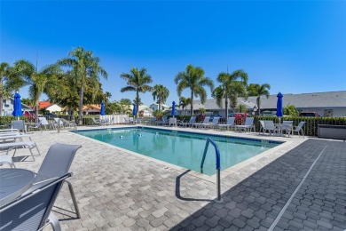Beautiful 2 Bed + Den FULLY FURNISHED Villa with Golf Course on Cross Creek Country Club in Florida - for sale on GolfHomes.com, golf home, golf lot