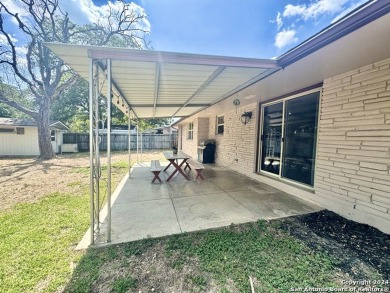 (Garage has been converted into living space or 3rd bedroom on Windcrest Golf Club in Texas - for sale on GolfHomes.com, golf home, golf lot