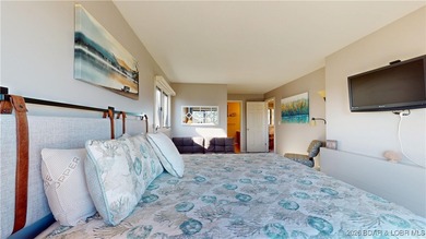 LAKE OF THE OZARKS | TOP-FLOOR CONDOMINIUM Enjoy breathtaking on The Oaks Golf Course in Missouri - for sale on GolfHomes.com, golf home, golf lot