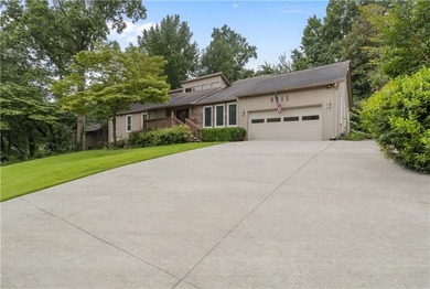 Excellent location within walking distance to KSU. Minutes to on Pinetree Country Club in Georgia - for sale on GolfHomes.com, golf home, golf lot