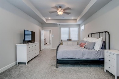 Tucked inside a secure, gated community, this modern on Stevens Park Golf Course in Texas - for sale on GolfHomes.com, golf home, golf lot
