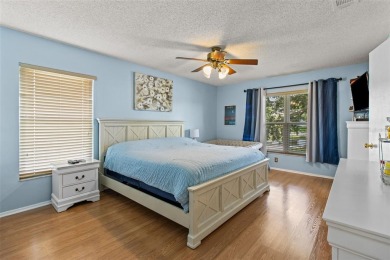 Welcome to your dream home! This beautifully updated 2-bedroom on Mainlands Golf Club in Florida - for sale on GolfHomes.com, golf home, golf lot