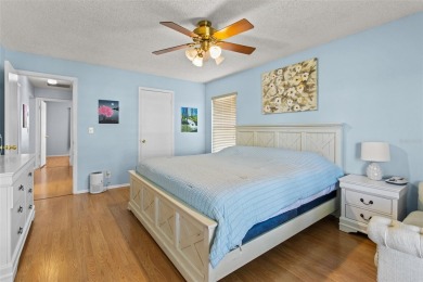Welcome to your dream home! This beautifully updated 2-bedroom on Mainlands Golf Club in Florida - for sale on GolfHomes.com, golf home, golf lot