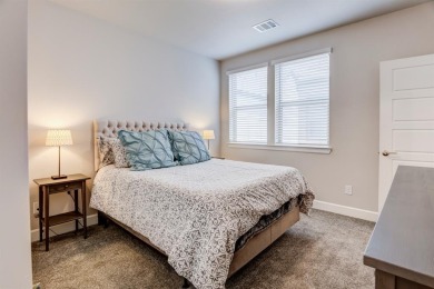 Tucked inside a secure, gated community, this modern on Stevens Park Golf Course in Texas - for sale on GolfHomes.com, golf home, golf lot