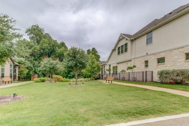 Tucked inside a secure, gated community, this modern on Stevens Park Golf Course in Texas - for sale on GolfHomes.com, golf home, golf lot
