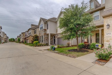 Tucked inside a secure, gated community, this modern on Stevens Park Golf Course in Texas - for sale on GolfHomes.com, golf home, golf lot