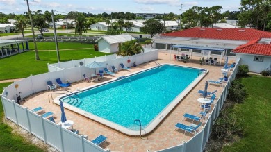 Welcome to your dream home! This beautifully updated 2-bedroom on Mainlands Golf Club in Florida - for sale on GolfHomes.com, golf home, golf lot