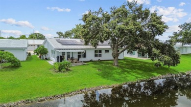 Welcome to your dream home! This beautifully updated 2-bedroom on Mainlands Golf Club in Florida - for sale on GolfHomes.com, golf home, golf lot