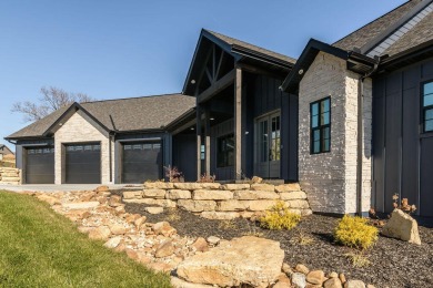 Are you looking for a new home, but don't want to wait 18 months on Ledgestone Country Club and Golf Course in Missouri - for sale on GolfHomes.com, golf home, golf lot