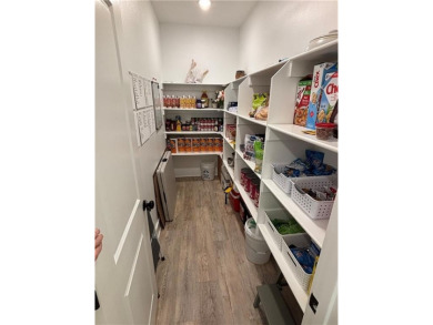 This beautifully maintained 4-bedroom, 2-bathroom home built was on Branchwood Golf Course in Arkansas - for sale on GolfHomes.com, golf home, golf lot