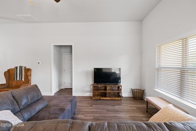 Golf course living with no HOA! This brick beauty is located on Oakview Golf and Country Club in Georgia - for sale on GolfHomes.com, golf home, golf lot