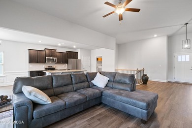 Golf course living with no HOA! This brick beauty is located on Oakview Golf and Country Club in Georgia - for sale on GolfHomes.com, golf home, golf lot