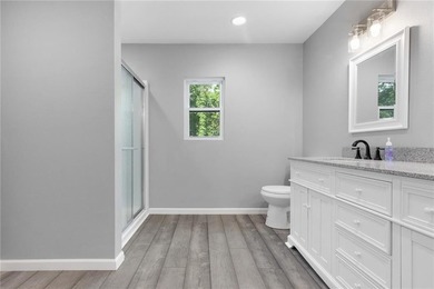 So much space!! Check out this home in Diamond City. Just on Diamond Hills Country Club in Arkansas - for sale on GolfHomes.com, golf home, golf lot