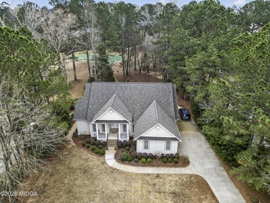 Beautiful one-owner custom-built home located on beautiful on Barrington Hall Golf Course in Georgia - for sale on GolfHomes.com, golf home, golf lot