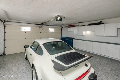 Location, Location, Location! This updated golf course condo on London Bridge Golf Course in Arizona - for sale on GolfHomes.com, golf home, golf lot