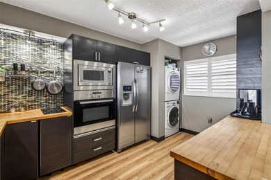 Stylish Top Floor Condo in Clearwater's Cove Cay Community on Cove Cay Country Club in Florida - for sale on GolfHomes.com, golf home, golf lot