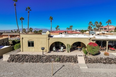 Location, Location, Location! This updated golf course condo on London Bridge Golf Course in Arizona - for sale on GolfHomes.com, golf home, golf lot