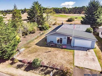 Accepted Offer with Contingencies. Here is your chance to life on Crestview Hills Golf Course in Oregon - for sale on GolfHomes.com, golf home, golf lot