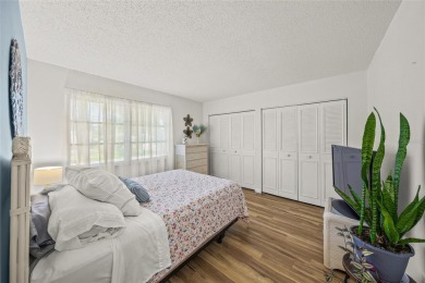 Idyllic LOCATION near downtown Sarasota shops, restaurants, and on Bobby Jones Golf Club in Florida - for sale on GolfHomes.com, golf home, golf lot