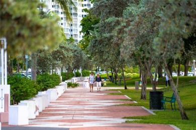 Idyllic LOCATION near downtown Sarasota shops, restaurants, and on Bobby Jones Golf Club in Florida - for sale on GolfHomes.com, golf home, golf lot