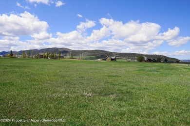 Looking for rural living with easy access to amenities? This on Meeker Golf Course in Colorado - for sale on GolfHomes.com, golf home, golf lot