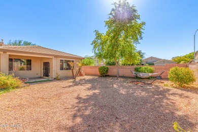 Welcome to this stunning  4beds/2 baths Ranch style home on Palm Valley Golf Club  in Arizona - for sale on GolfHomes.com, golf home, golf lot