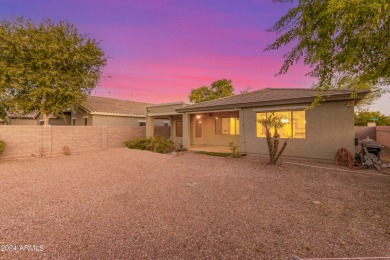 Welcome to this stunning  4beds/2 baths Ranch style home on Palm Valley Golf Club  in Arizona - for sale on GolfHomes.com, golf home, golf lot