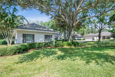 Black Diamond Ranch, located on the central ridge in the heart on Black Diamond Ranch Golf Course in Florida - for sale on GolfHomes.com, golf home, golf lot