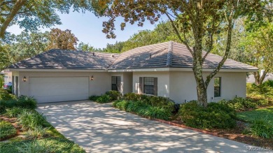 Black Diamond Ranch, located on the central ridge in the heart on Black Diamond Ranch Golf Course in Florida - for sale on GolfHomes.com, golf home, golf lot