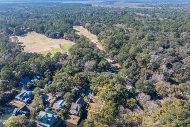 Located in a special neighborhood adjoining the Golf Club, this on Old Tabby Links on Spring Island in South Carolina - for sale on GolfHomes.com, golf home, golf lot