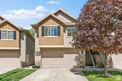 Beautiful townhome in Canyon Glen! Just steps from Spanish Oaks on Spanish Oaks Golf Course in Utah - for sale on GolfHomes.com, golf home, golf lot