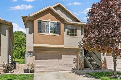 Beautiful townhome in Canyon Glen! Just steps from Spanish Oaks on Spanish Oaks Golf Course in Utah - for sale on GolfHomes.com, golf home, golf lot