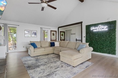 WELL ESTABLISHED NIGHTLY RENTAL NEARLY $50,000 / YEAR!!! on The Oaks Golf Course in Missouri - for sale on GolfHomes.com, golf home, golf lot