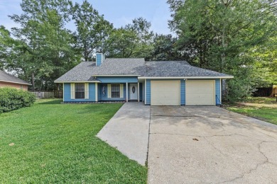 Welcome to this well-maintained 3-bedroom, 2-bath single-family on Diamondhead Country Club in Mississippi - for sale on GolfHomes.com, golf home, golf lot