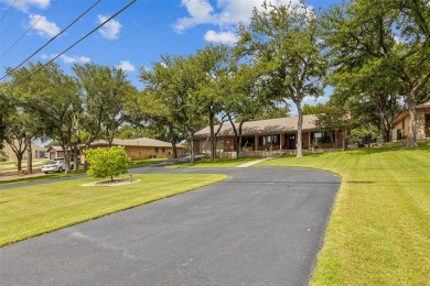 Sellers are motivated and offering $10,000 in concessions to use on De Cordova Bend Country Club in Texas - for sale on GolfHomes.com, golf home, golf lot