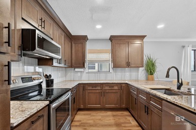 This beautiful 3BR, 3BA townhouse is truly a rare find. The 2nd on Glenlakes Golf Club in Alabama - for sale on GolfHomes.com, golf home, golf lot