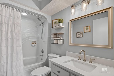 This beautiful 3BR, 3BA townhouse is truly a rare find. The 2nd on Glenlakes Golf Club in Alabama - for sale on GolfHomes.com, golf home, golf lot