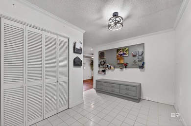 This beautiful 3BR, 3BA townhouse is truly a rare find. The 2nd on Glenlakes Golf Club in Alabama - for sale on GolfHomes.com, golf home, golf lot