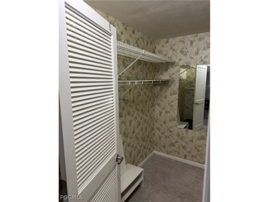 Beautiful 2 Bedroom 2 bath Top Floor End Unit Condo in the on The Landings Yacht, Golf and Tennis Club in Florida - for sale on GolfHomes.com, golf home, golf lot