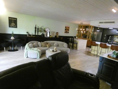 This stunning three-bedroom, two-bathroom home is located in a on Innisbrook Resort and Golf Club in Florida - for sale on GolfHomes.com, golf home, golf lot
